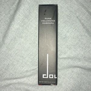 Doucce Punk Volumizer Mascara